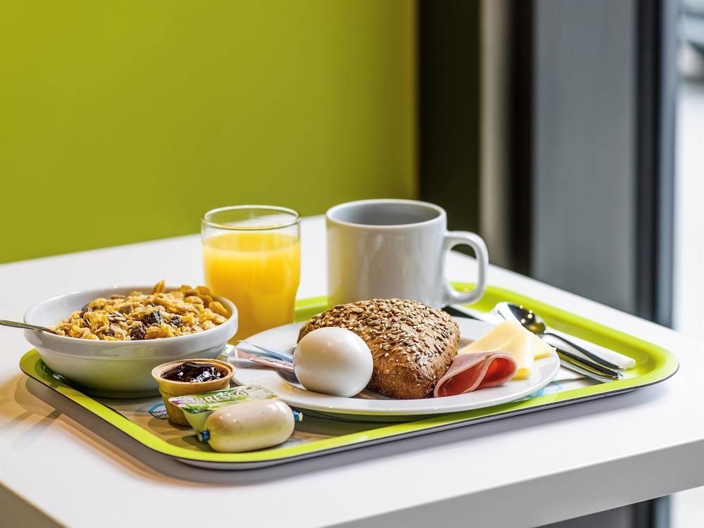 Ibis Budget Rennes Route De Saint Malo Montgermont Esterno foto