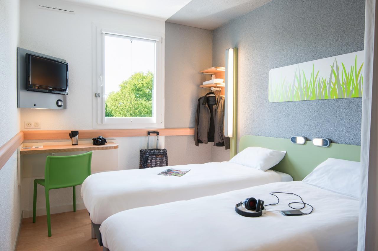 Ibis Budget Rennes Route De Saint Malo Montgermont Esterno foto