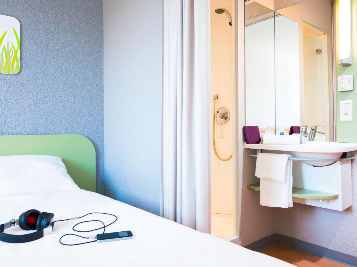 Ibis Budget Rennes Route De Saint Malo Montgermont Esterno foto
